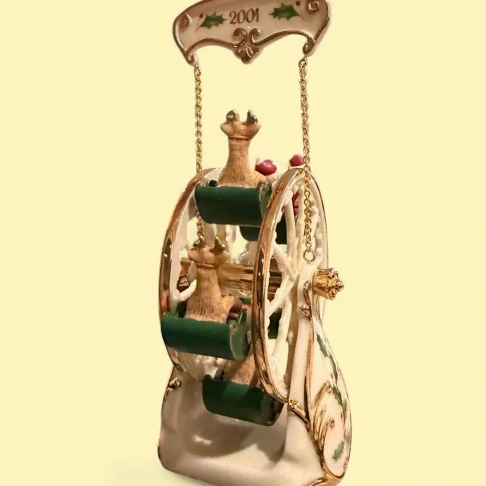 Lenox 2001 Cream Green Reindeer Holiday Wheel Ornament